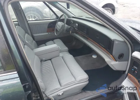 1992 Buick Park Avenue z USA, uszkodzony, nr VIN 1G4CW53LXN1668982